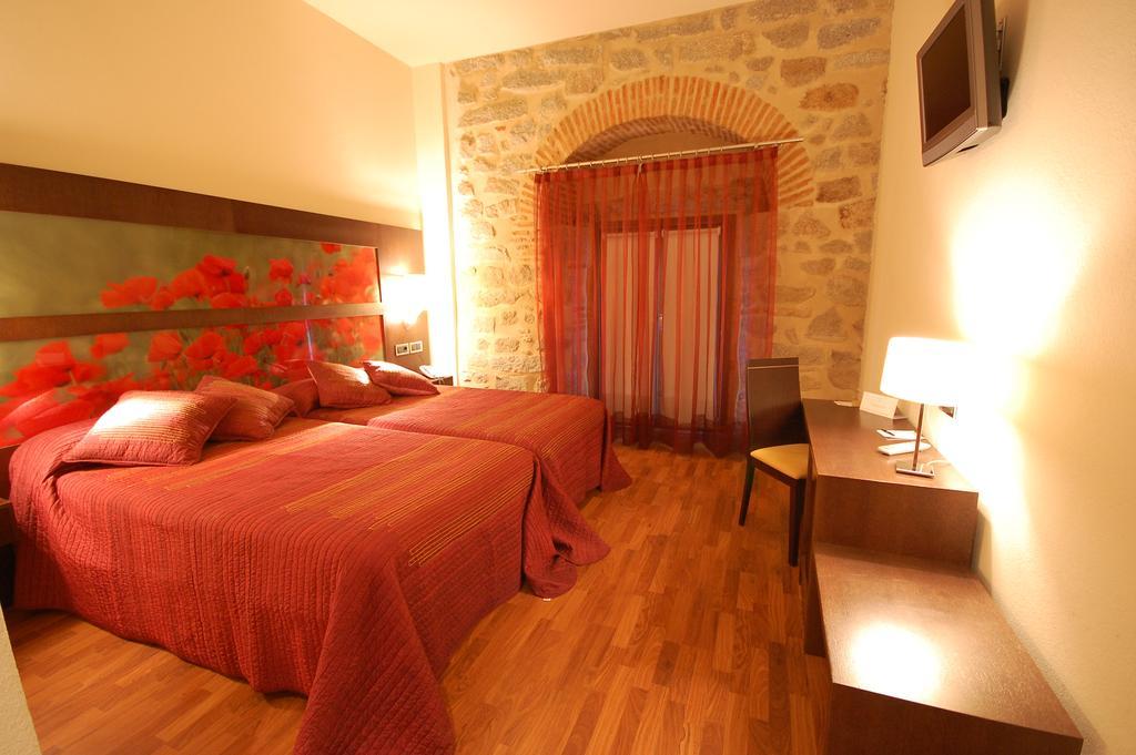 Hotel Los Usias Dos Torres Eksteriør billede